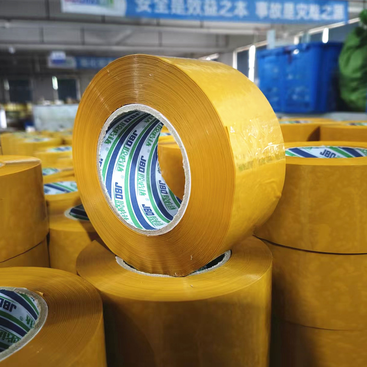 BTransparent carton sealing tape Factory stock thick packing tape